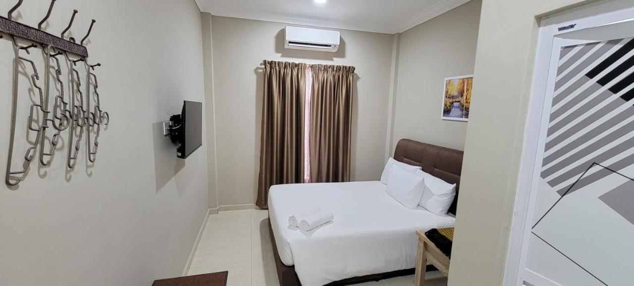 Hotel Shafura 3 Chukai Luaran gambar