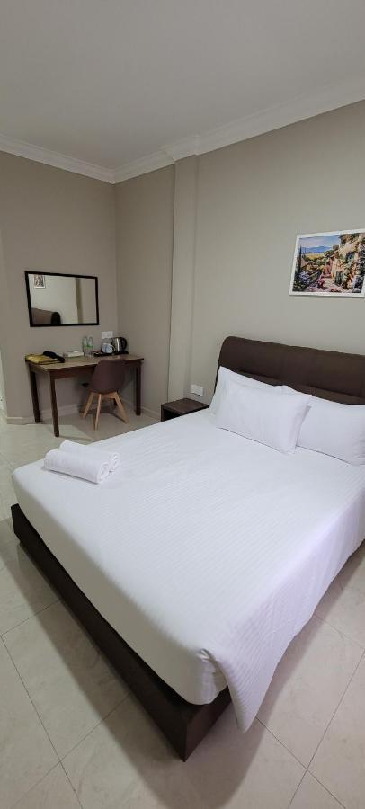 Hotel Shafura 3 Chukai Luaran gambar