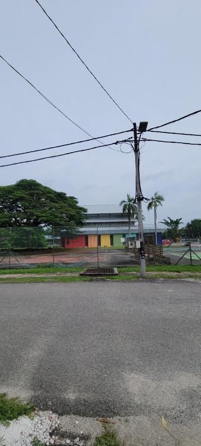 Hotel Shafura 3 Chukai Luaran gambar