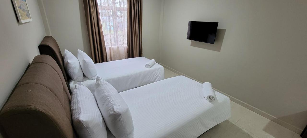Hotel Shafura 3 Chukai Luaran gambar